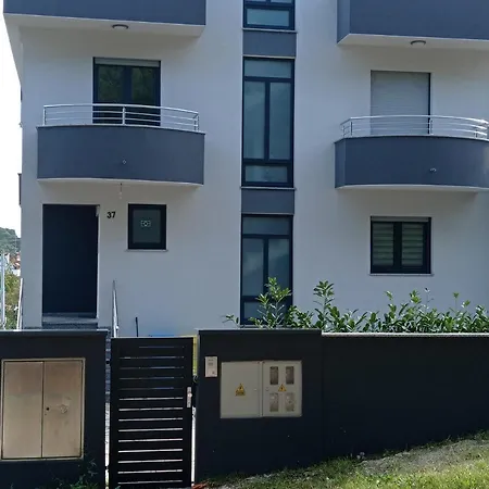 With Pool Accommodatie bij particulieren *